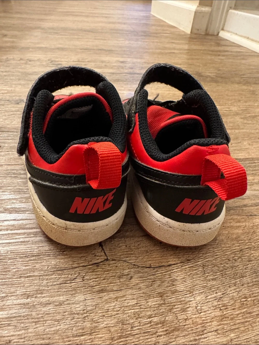 Nike Kids Red and Black Velcro Low-Top Sneakers